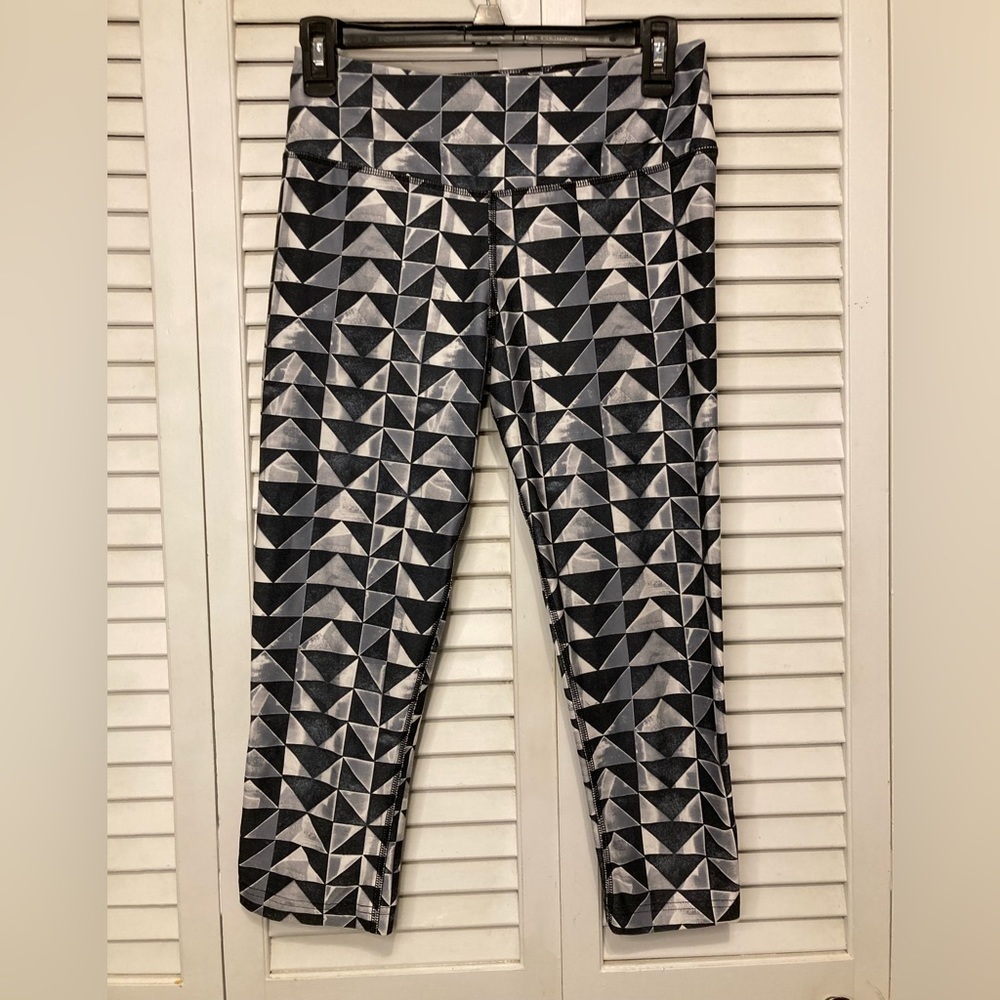Nike Dri-Fit One Legend Pant Leggings Grey And Black Size Small